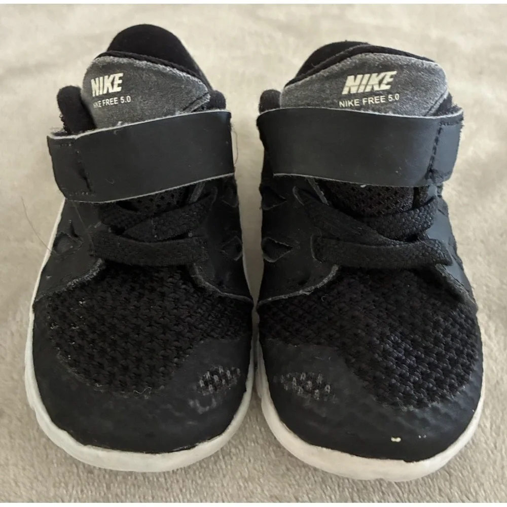 Nike Sneakers Kids 4C Black Free 5.0 Baby Toddler‎ Tennis Shoes Hook & Loop